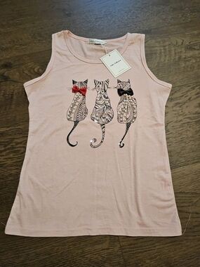 IC COLLECTION Light Pink Tank Top with Cat Trio Embellishment
